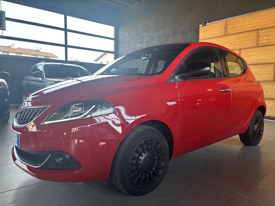 Lancia LANCIA YPSILON 1.0 HYBRID 50.000KM NEOPATENTATI