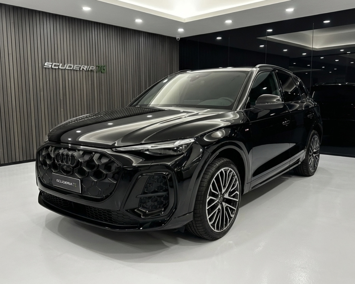 Scuderia 76, Milano: Q5 Nero Mythos da mettere a fuoco