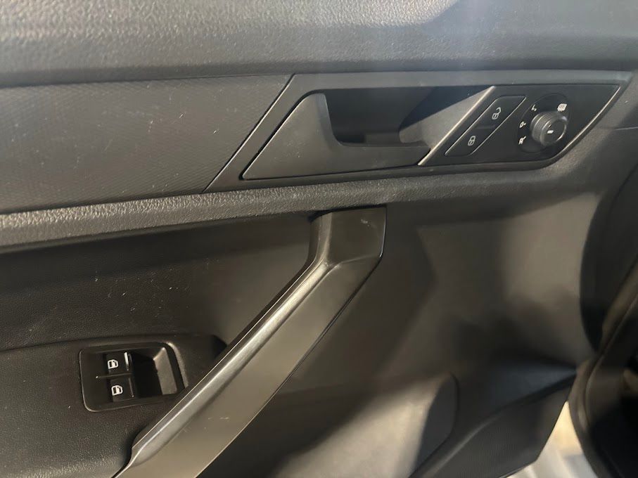 VOLKSWAGEN VW CADDY MAXI 2.0 TDCI 102CV 59.000KM NEOPATENTATI 2020 — foto 11
