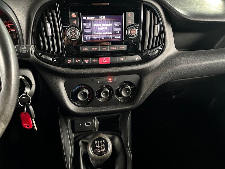 FIAT FIAT DOBLO 1.4 120CV NATURAL POWER MAXI LOUNGE 2021 — foto 12