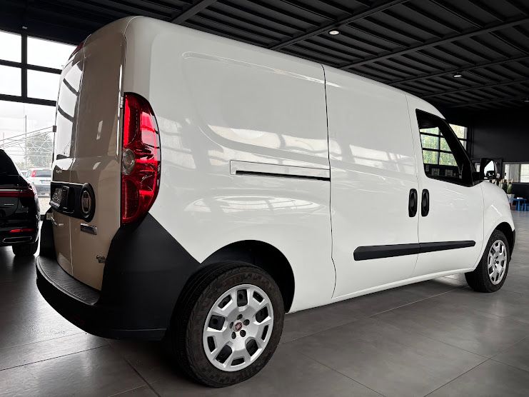 FIAT FIAT DOBLO 1.4 120CV NATURAL POWER MAXI LOUNGE 2021 — foto 4