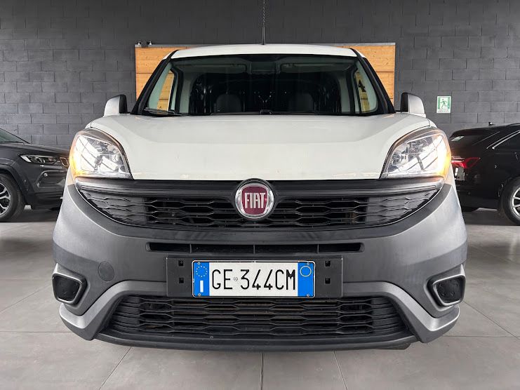 FIAT FIAT DOBLO 1.4 120CV NATURAL POWER MAXI LOUNGE 2021 — foto 6