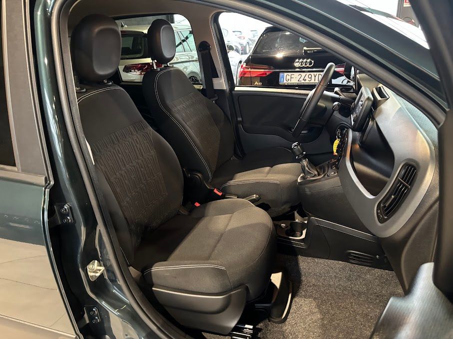 Fiat FIAT PANDA 1.0 HYBRID CITY CROSS 70CV 40.000KM 2023 — foto 8