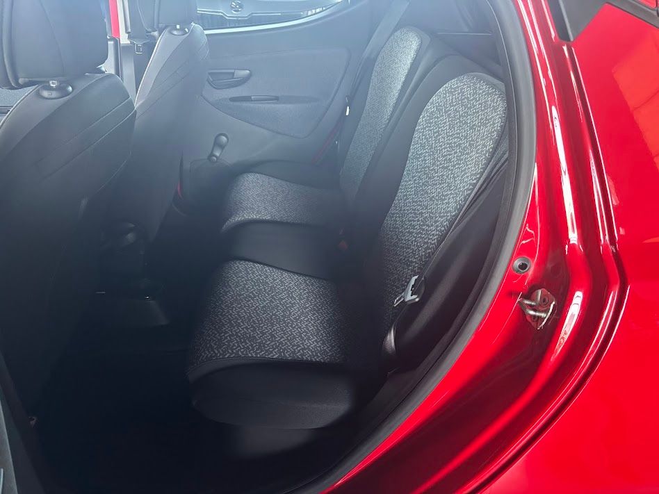 Lancia LANCIA YPSILON 1.0 HYBRID 50.000KM NEOPATENTATI 2023 — foto 9
