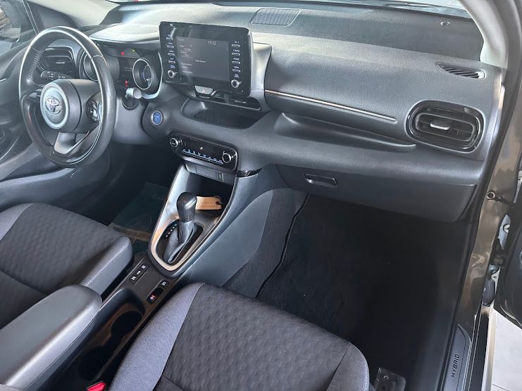 Toyota TOYOTA YARIS 1.5 HYBRID TREND 5P. NEOPATENTATI 2021 — foto 13