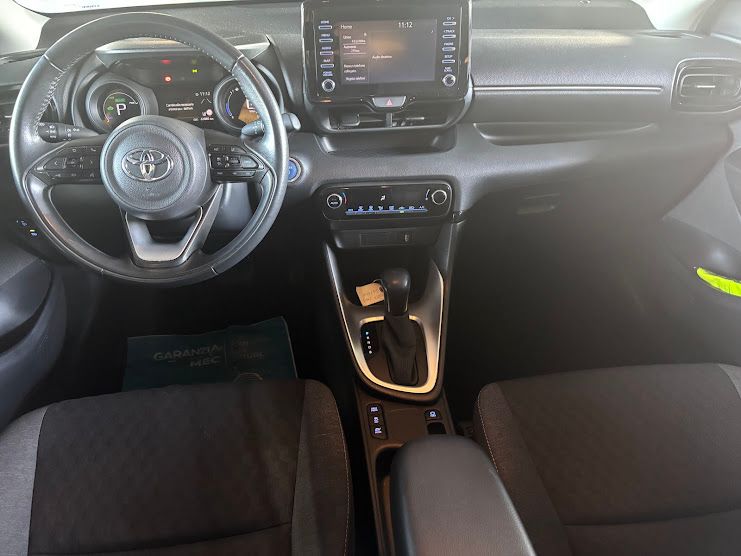 Toyota TOYOTA YARIS 1.5 HYBRID TREND 5P. NEOPATENTATI 2021 — foto 14