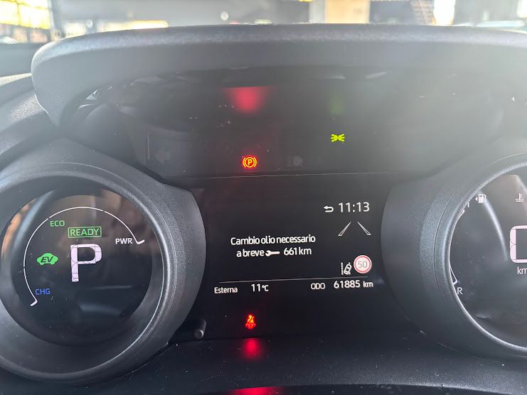 Toyota TOYOTA YARIS 1.5 HYBRID TREND 5P. NEOPATENTATI 2021 — foto 16