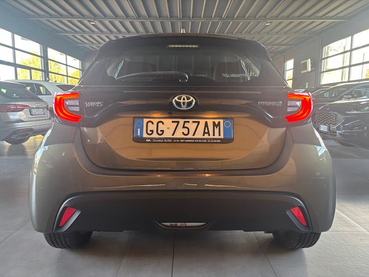 Toyota TOYOTA YARIS 1.5 HYBRID TREND 5P. NEOPATENTATI 2021 — foto 3