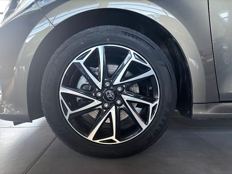 Toyota TOYOTA YARIS 1.5 HYBRID TREND 5P. NEOPATENTATI 2021 — foto 7