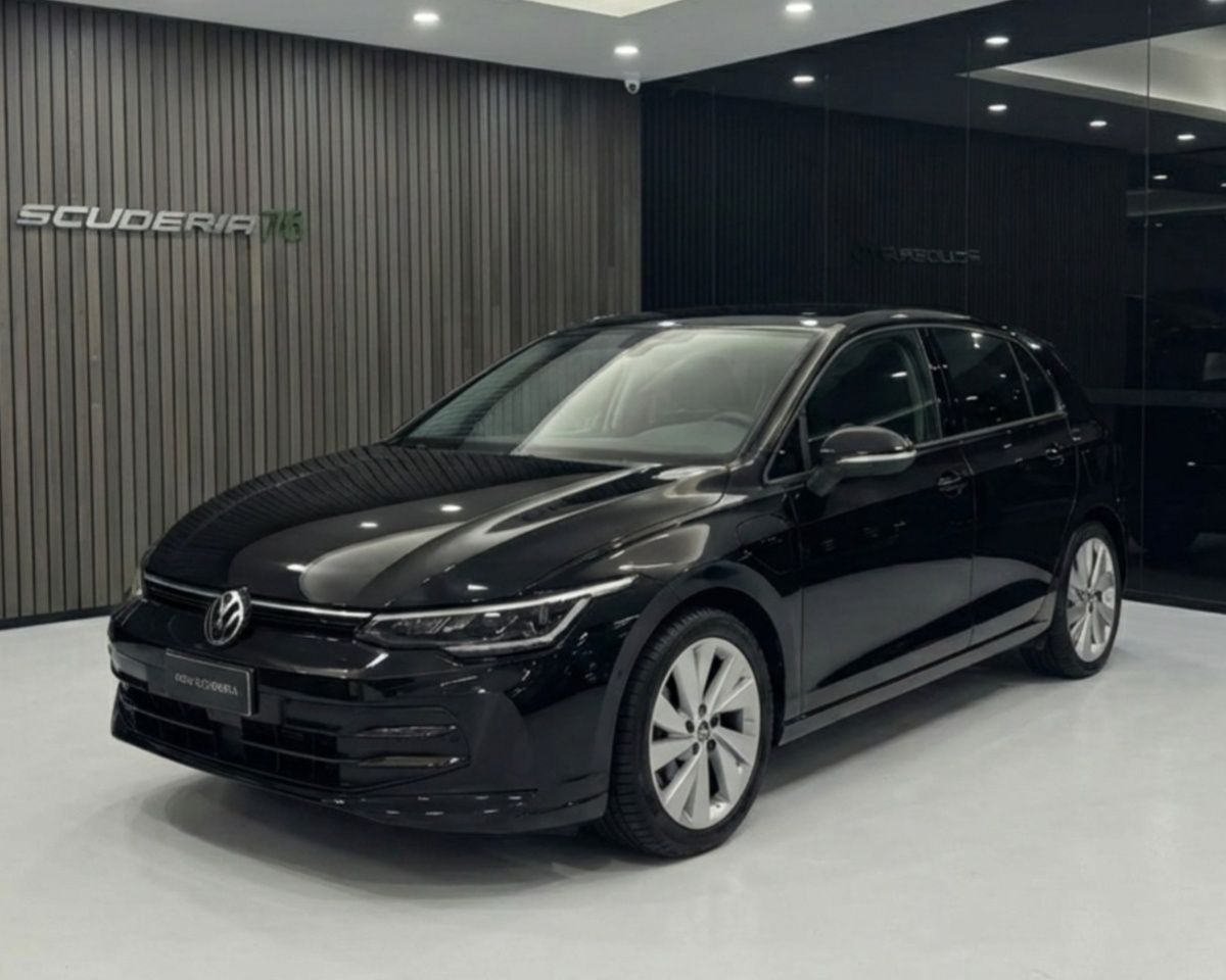 Volkswagen Golf VIII 2024