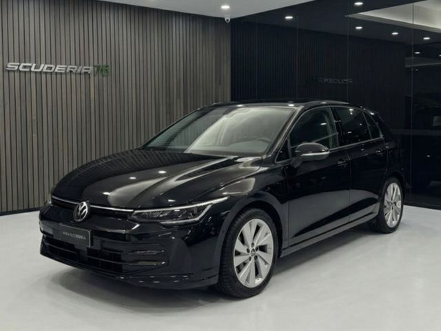 Volkswagen Golf VIII 2024