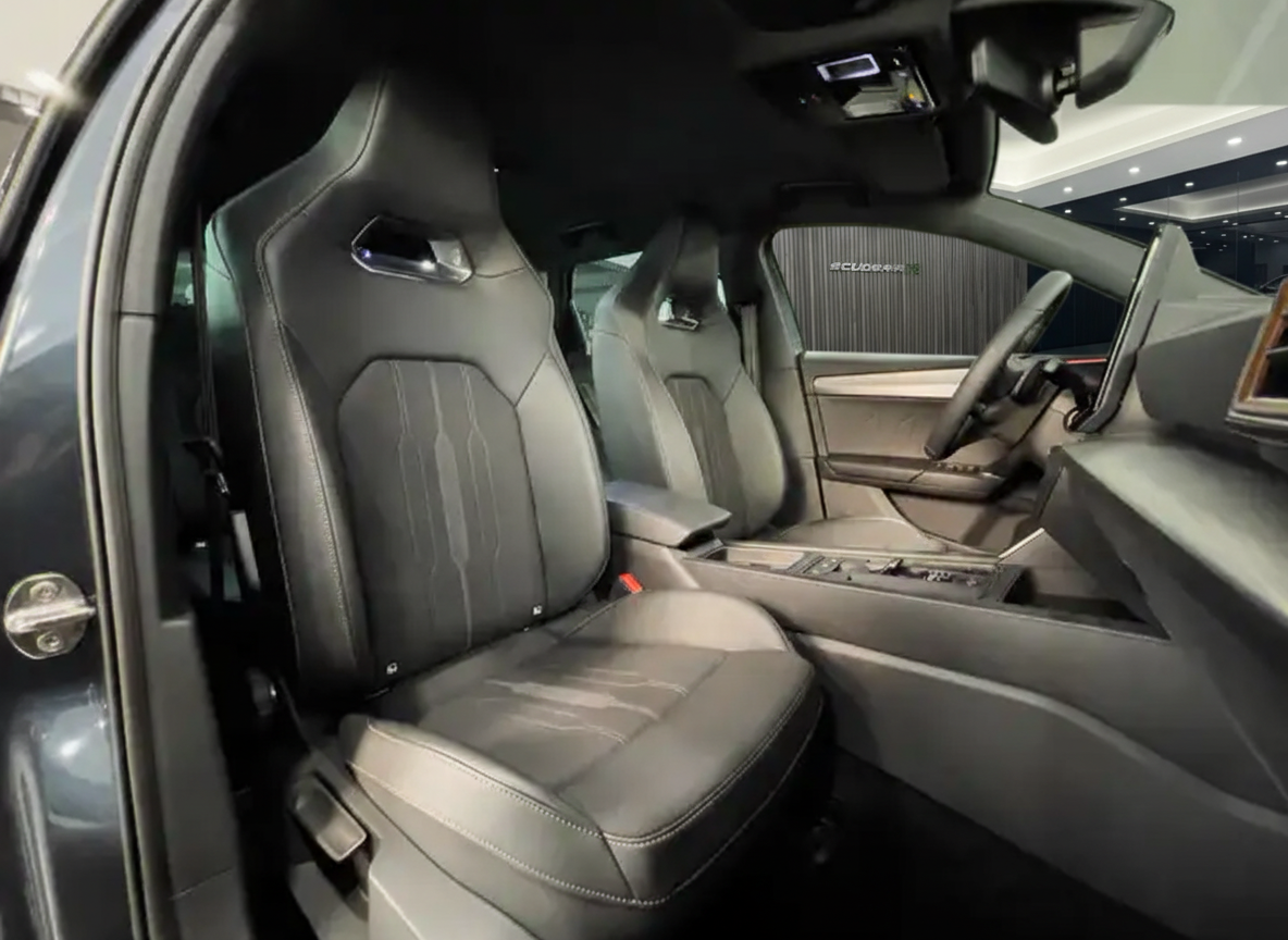 Cupra Leon Sportstourer 2.0 tsi VZ 4drive 310cv dsg 2023 — foto 9