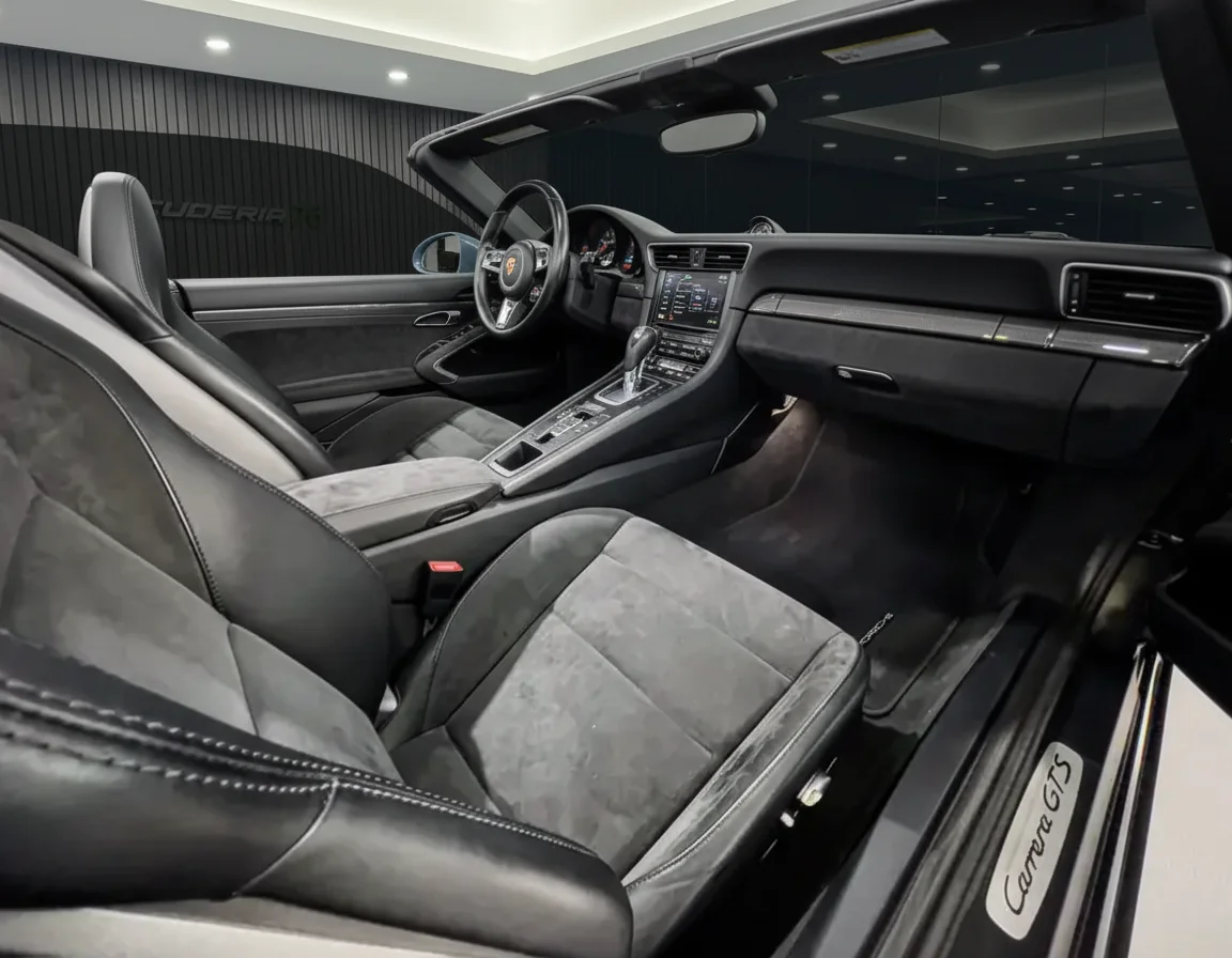 Porsche 911 Cabrio 3.0 Carrera GTS auto 2018 — foto 9