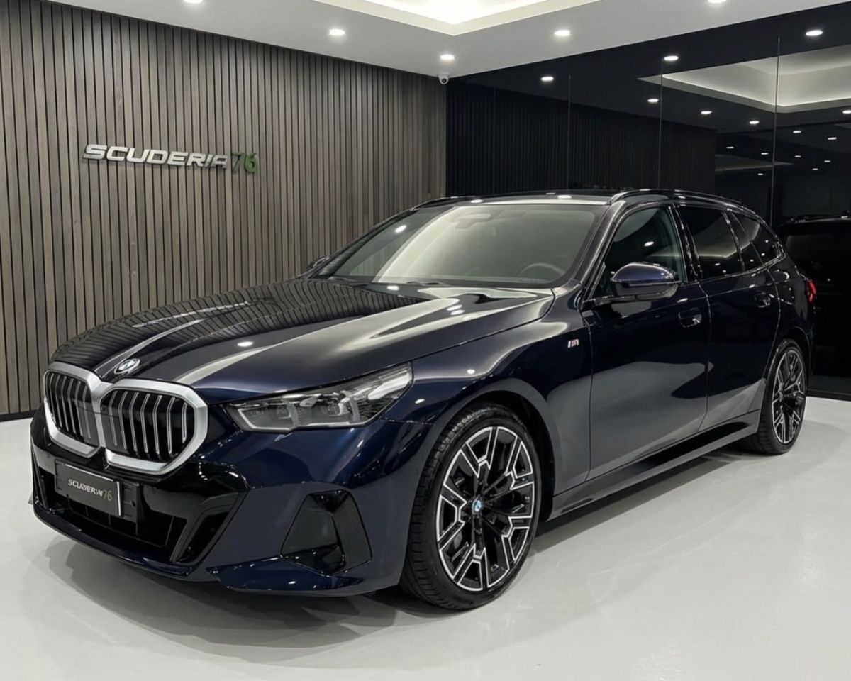 BMW Serie 5 G61 2024 Touring