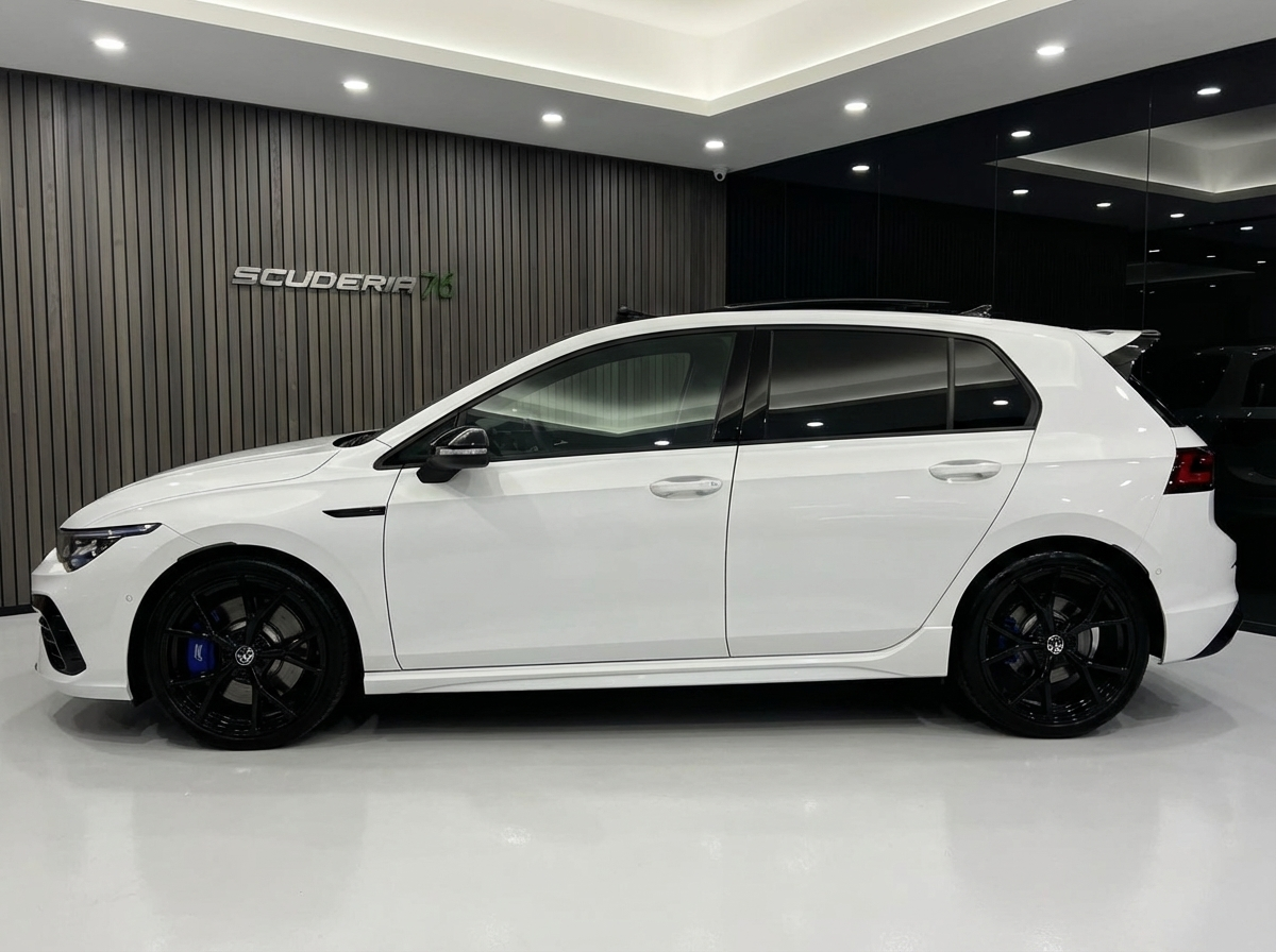 Volkswagen Golf 2.0 tsi R 20 Years 4motion 333cv dsg 2023 — foto 3
