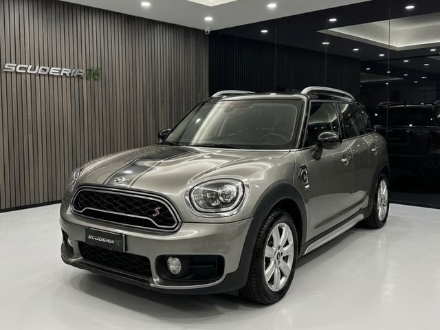 Mini Mini Countryman F60 2017