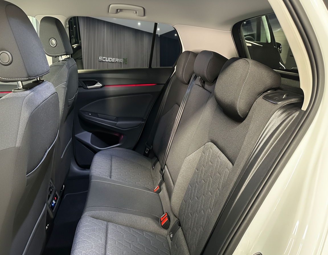 Volkswagen Golf 1.5 tsi ehybrid Life 204cv dsg 2025 — foto 10